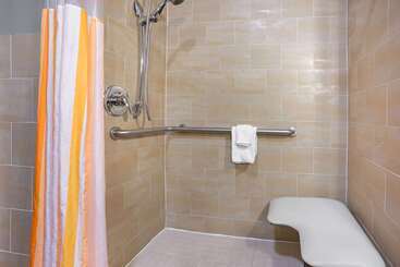 هتل La Quinta By Wyndham Houston Iah Bush Intl Airport E