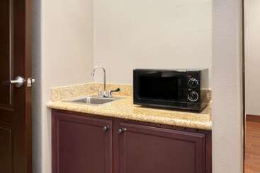 هتل La Quinta By Wyndham Houston Iah Bush Intl Airport E
