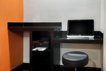 هتل La Quinta By Wyndham Houston Iah Bush Intl Airport E