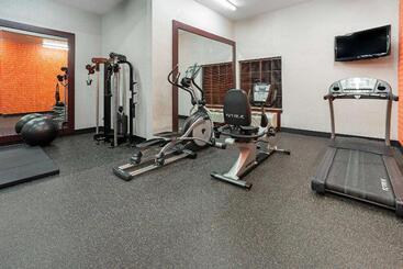 هتل La Quinta By Wyndham Houston Iah Bush Intl Airport E