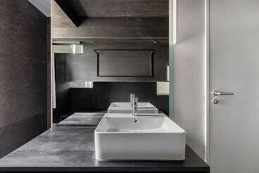 هتل Numa I Boxer Rooms And Apartments