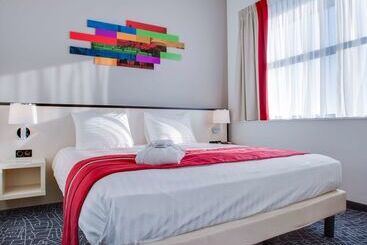 هتل Park Inn By Radisson Amsterdam Airport Schiphol