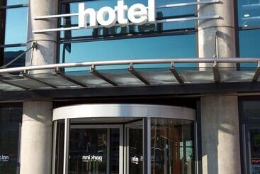 هتل Park Inn By Radisson Amsterdam Airport Schiphol