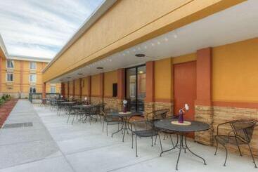 هتل Quality Inn & Suites Chattanooga East Ridge