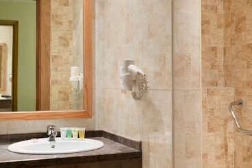 هتل Ramada Resort Dead Sea