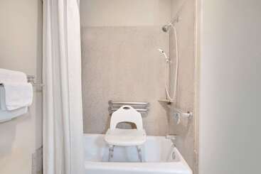 هتل Super 8 By Wyndham Odessa Tx