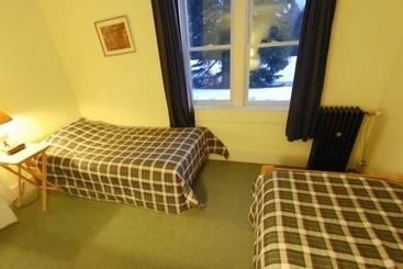 هتل The Riverside Inn