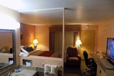 هتل Virginia Inn