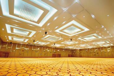 هتل Zenith Kuantan