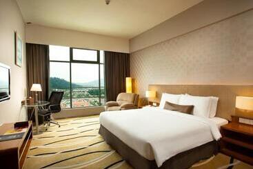 هتل Zenith Kuantan