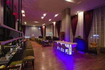 هتل Zenith Kuantan