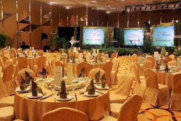هتل Zenith Kuantan