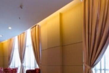هتل Zenith Kuantan