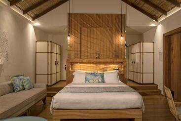 استراحتگاه Constance Moofushi Maldives   All Inclusive