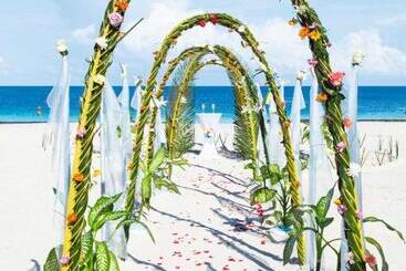 استراحتگاه Constance Moofushi Maldives   All Inclusive