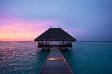 استراحتگاه Constance Moofushi Maldives   All Inclusive