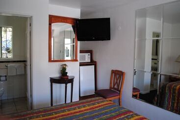Rose Bowl Motel