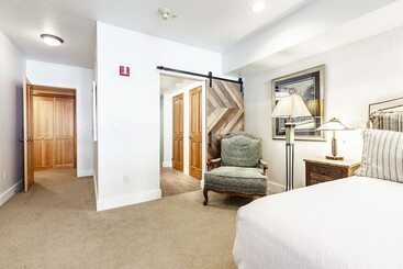 The Caledonian By All Seasons Resort Lodging