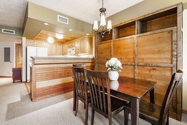 The Caledonian By All Seasons Resort Lodging
