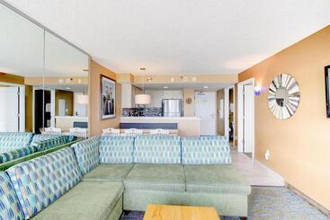 Boardwalk Resort  And Villas