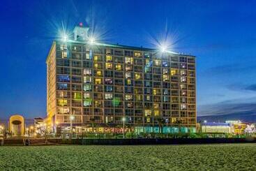 Boardwalk Resort  And Villas