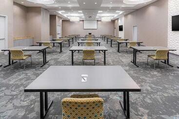 ホテル Aloft Jacksonville Tapestry Park