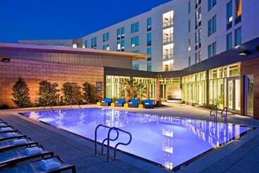 ホテル Aloft Jacksonville Tapestry Park
