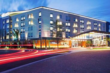 ホテル Aloft Jacksonville Tapestry Park