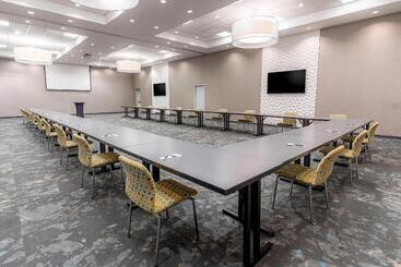 ホテル Aloft Jacksonville Tapestry Park