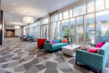 ホテル Aloft Jacksonville Tapestry Park