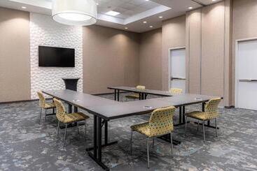 ホテル Aloft Jacksonville Tapestry Park