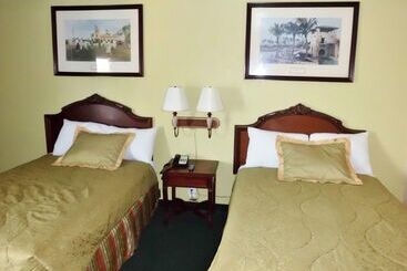 هتل America S Best Inn & Suites Lakeland