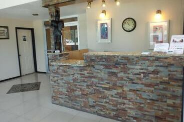 هتل America S Best Inn & Suites Lakeland
