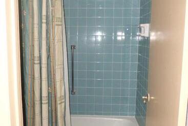 هتل America S Best Inn & Suites Lakeland