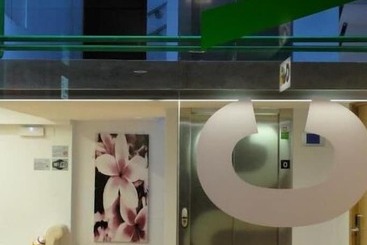 هتل Centro Vitoria Autocheckin