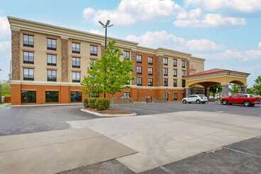 هتل Comfort Suites Mt. Julietnashville Area