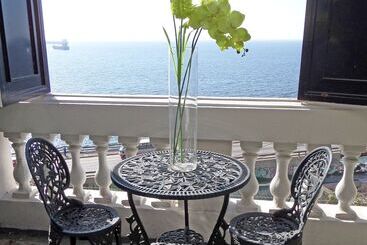 هتل Domus Mare