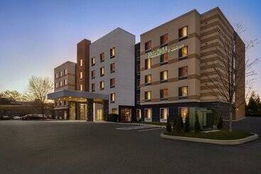 هتل Fairfield Inn & Suites By Marriott Hershey Chocolate Avenue