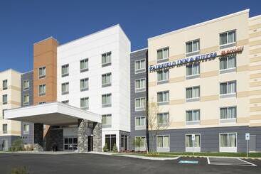 هتل Fairfield Inn & Suites By Marriott Hershey Chocolate Avenue