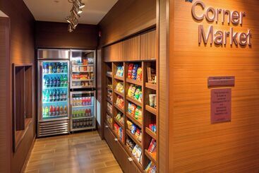 هتل Fairfield Inn & Suites By Marriott Hershey Chocolate Avenue