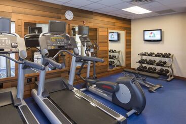 هتل Fairfield Inn & Suites By Marriott Hershey Chocolate Avenue