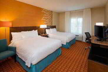 هتل Fairfield Inn & Suites By Marriott Hershey Chocolate Avenue