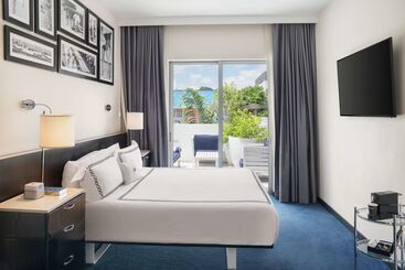 هتل Gale South Beach, Curio Collection By Hilton