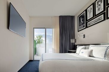 هتل Gale South Beach, Curio Collection By Hilton