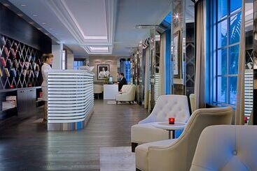 هتل Gale South Beach, Curio Collection By Hilton