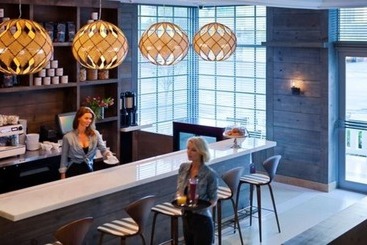 هتل Gale South Beach, Curio Collection By Hilton