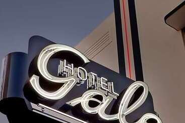 هتل Gale South Beach, Curio Collection By Hilton