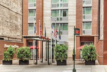 هتل Hampton Inn Manhattan Grand Central