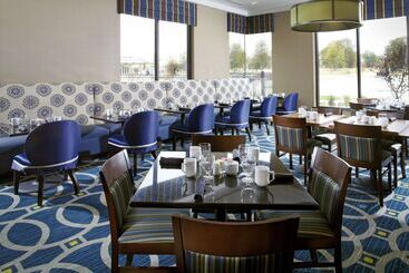 هتل Hilton Garden Inn Texarkana
