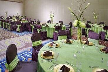 هتل Hilton Garden Inn Texarkana